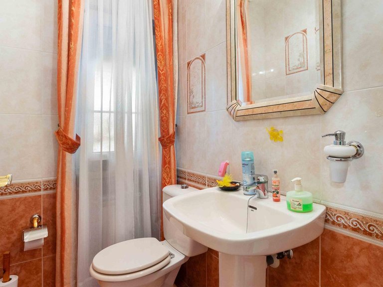 Villa for Sale in Cabo Roig, Alicante 23
