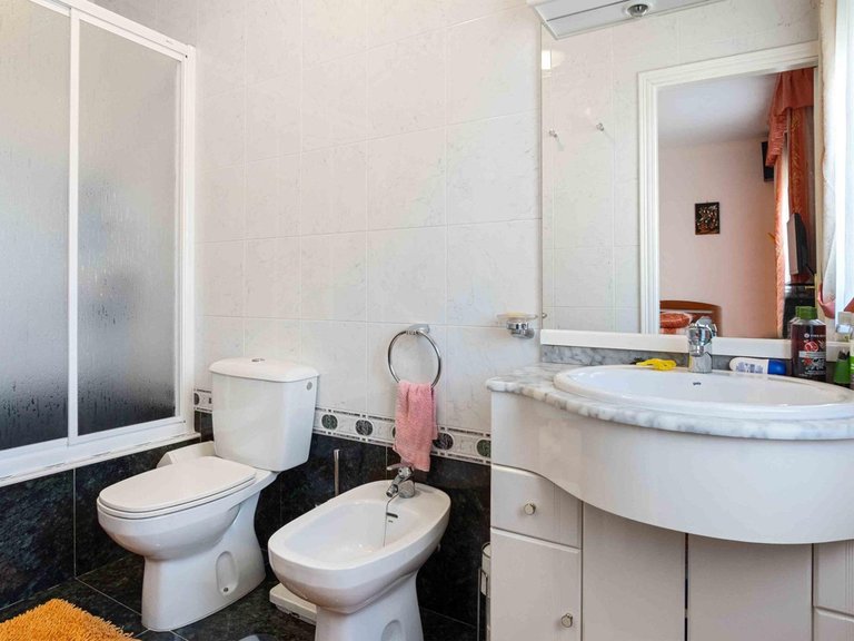Villa for Sale in Cabo Roig, Alicante 25