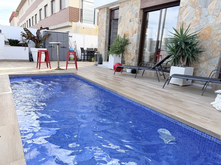 Villa for Sale in Cabo Roig, Alicante 3