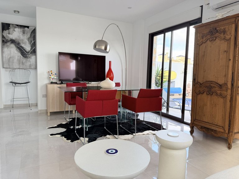 Villa for Sale in Cabo Roig, Alicante 6