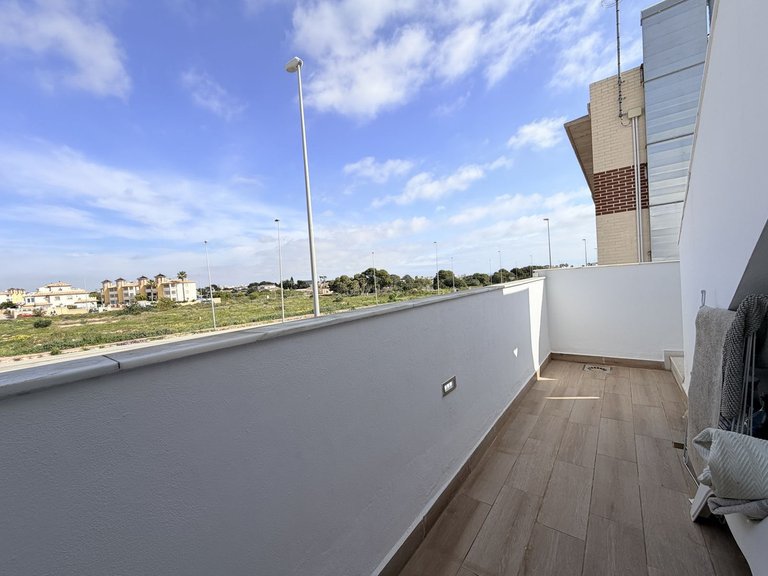 Villa for Sale in Cabo Roig, Alicante 17