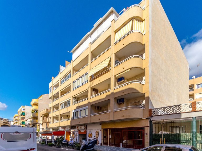 Apartment for Sale in Torrevieja, Alicante 20