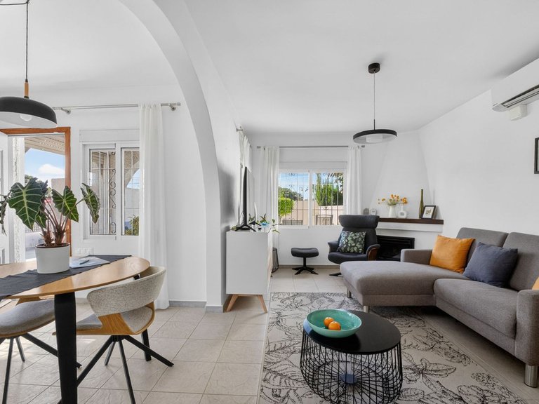 Villa for Sale in Torrevieja, Alicante 13