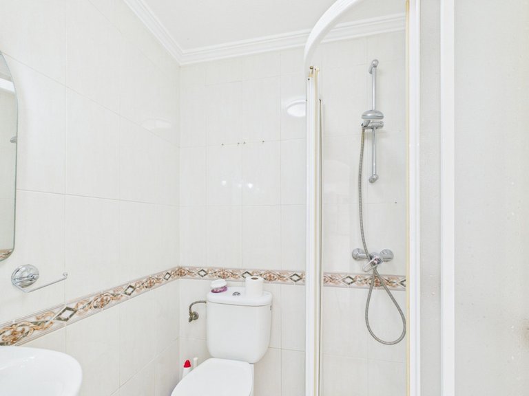 Apartment for Sale in Los Alcazares, Murcia 17