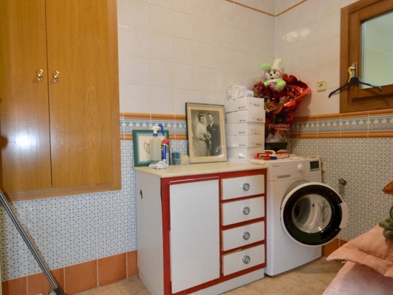 Villa for Sale in Guardamar Del Segura, Alicante 14