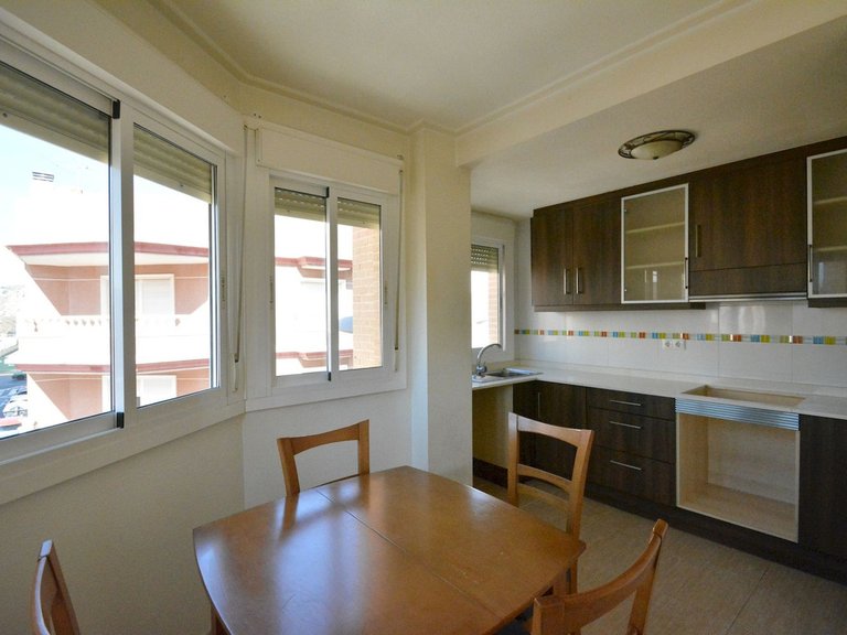 Apartment for Sale in Guardamar Del Segura, Alicante 2