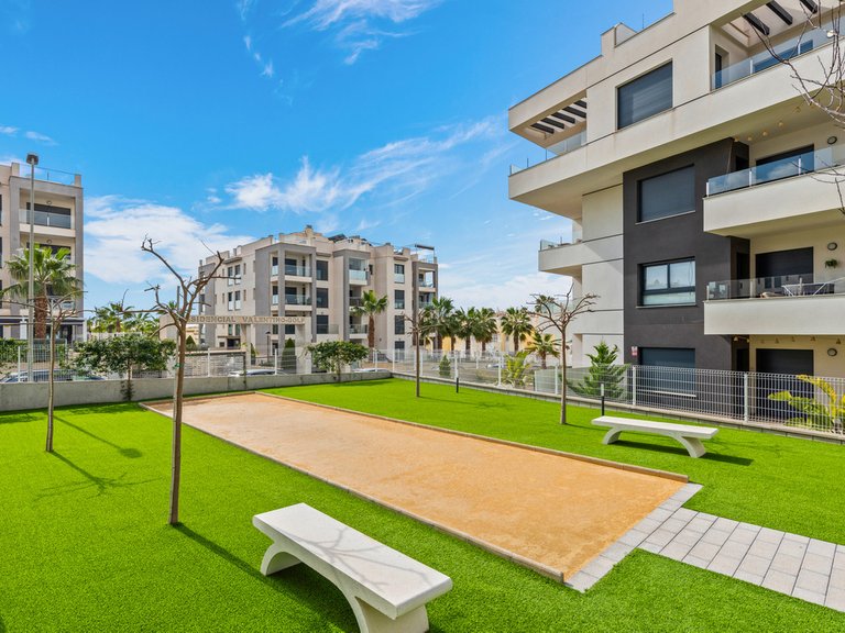 Apartment for Sale in Villamartin, Alicante 4