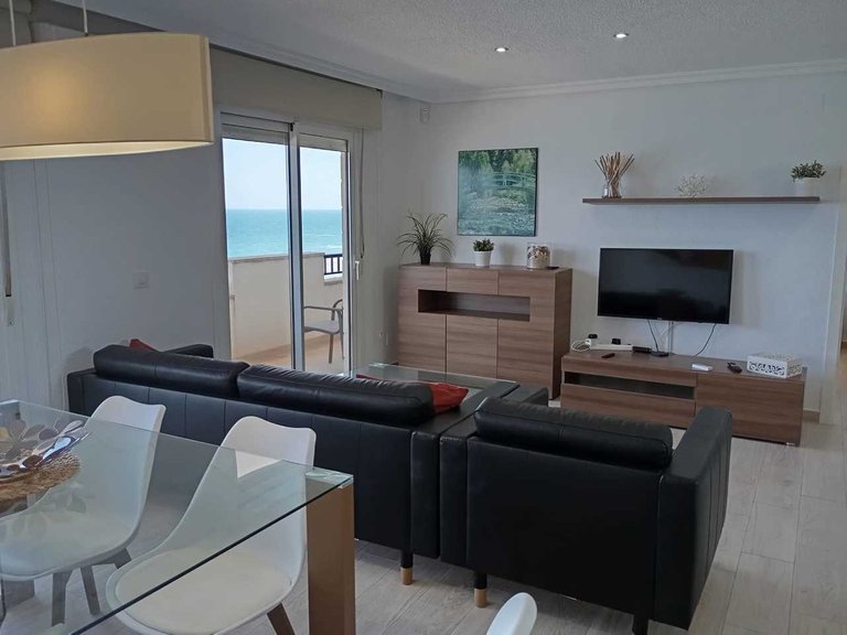 Apartment for Sale in Mil Palmeras, Alicante 8