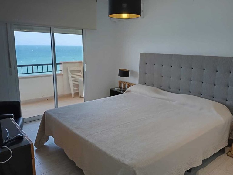 Apartment for Sale in Mil Palmeras, Alicante 19