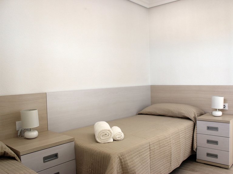Apartment for Sale in Mil Palmeras, Alicante 28