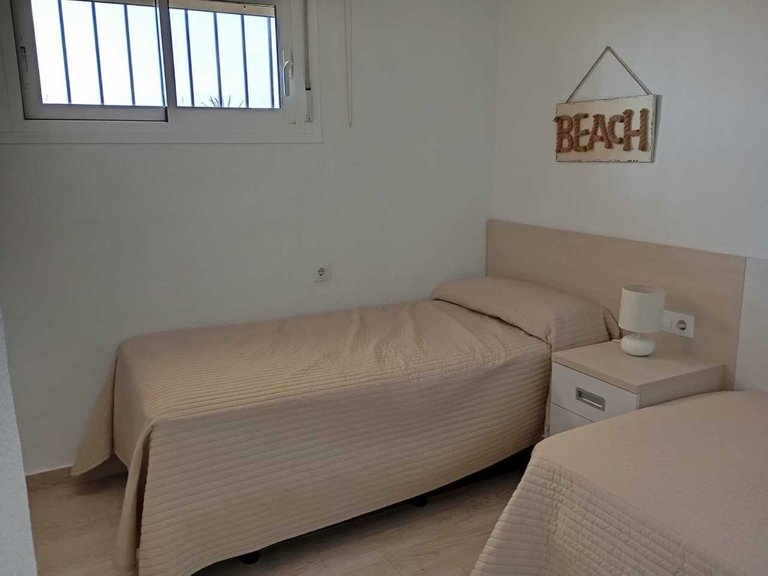 Apartment for Sale in Mil Palmeras, Alicante 30