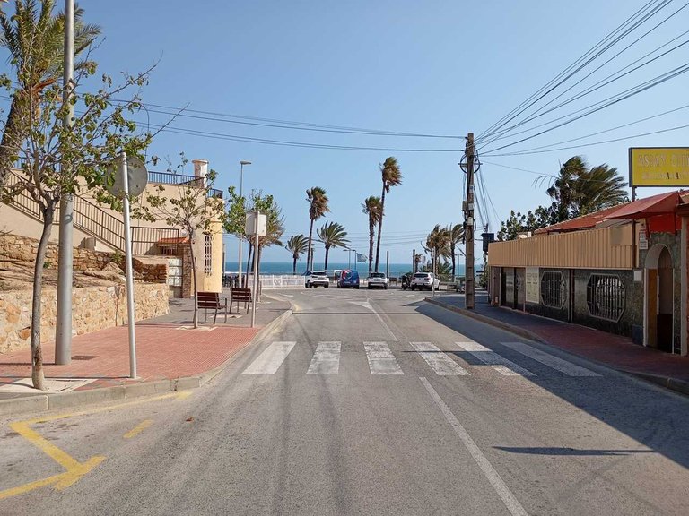 Apartment for Sale in Mil Palmeras, Alicante 44