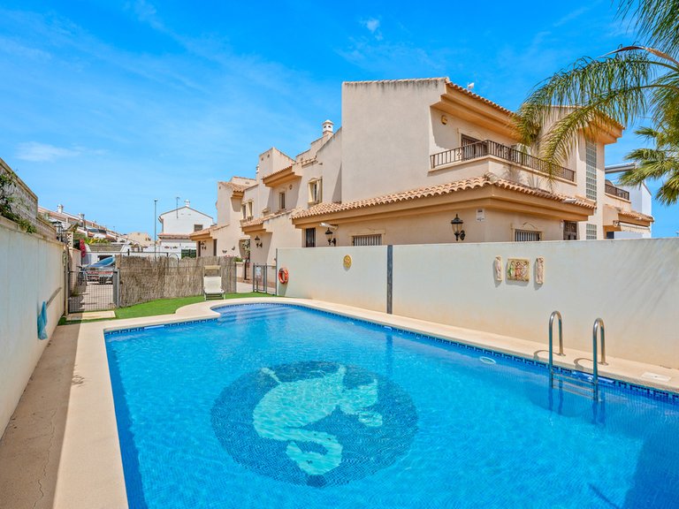 Town House for Sale in San Miguel De Salinas, Alicante 1