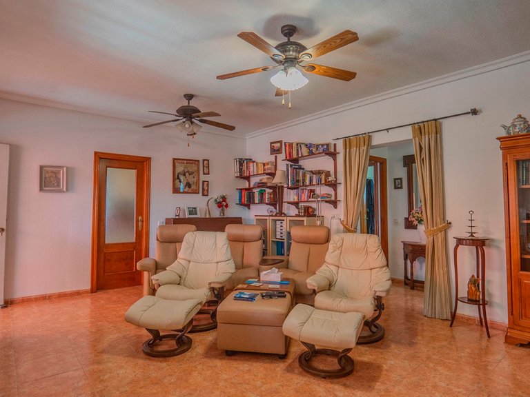 Villa for Sale in San Bartolome, Alicante 11