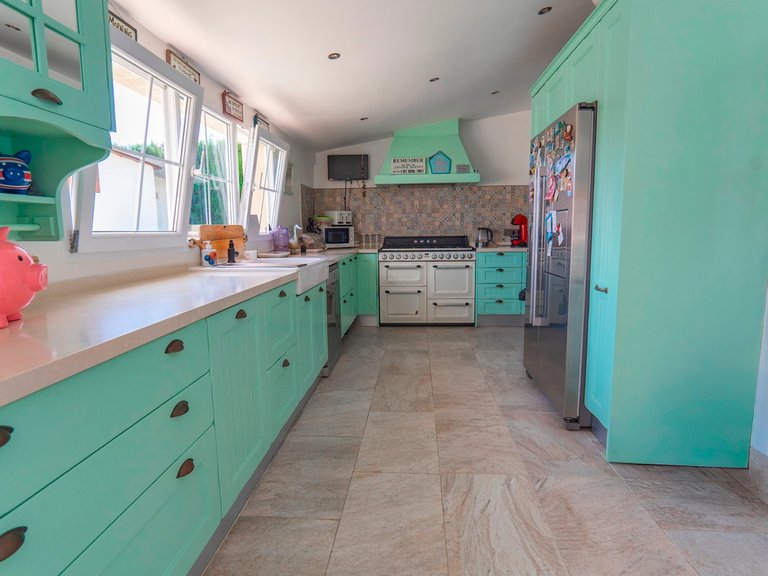 Villa for Sale in Almoradi, Alicante 11