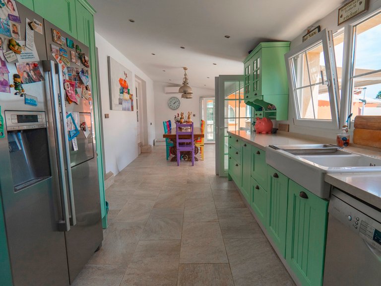 Villa for Sale in Almoradi, Alicante 12