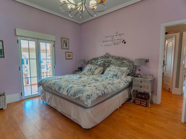 Villa for Sale in Almoradi, Alicante 30