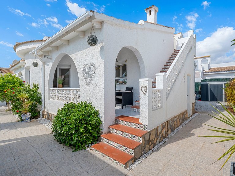 Villa for Sale in Ciudad Quesada, Alicante 8