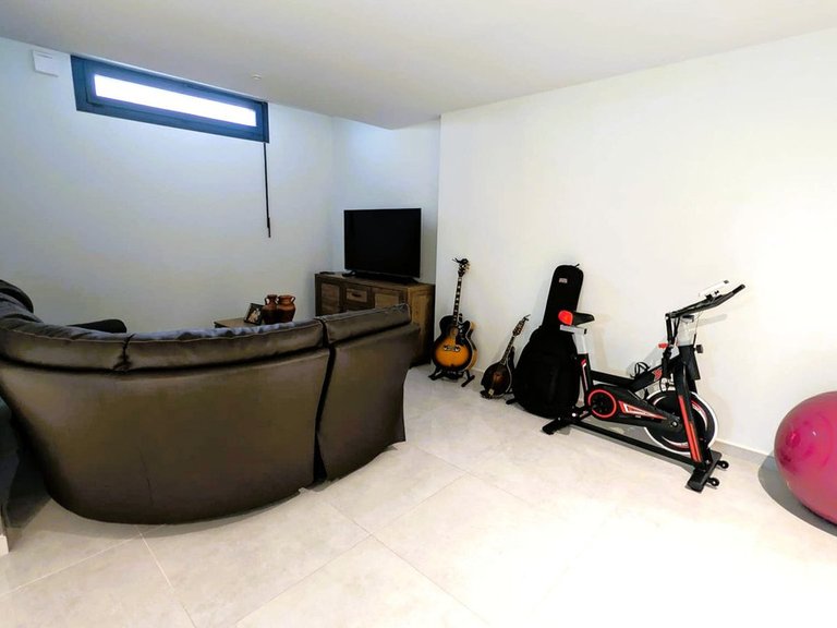 Villa for Sale in Los Dolses, Alicante 5