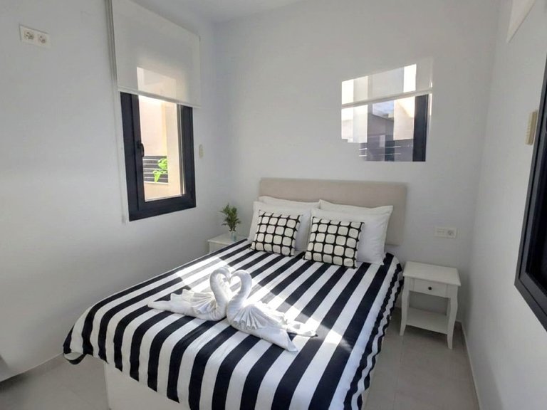 Villa for Sale in Los Dolses, Alicante 13