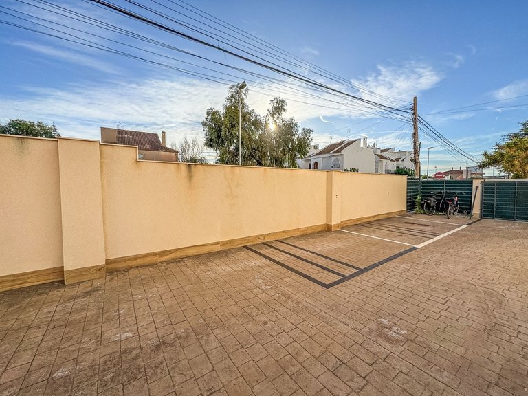 Apartment for Sale in Torrevieja, Alicante 18