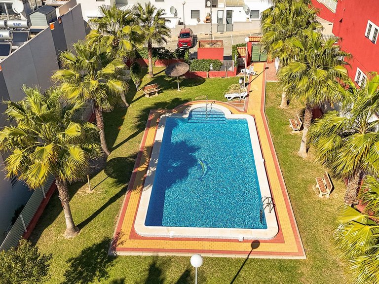 Apartment for Sale in Los Altos, Alicante 28