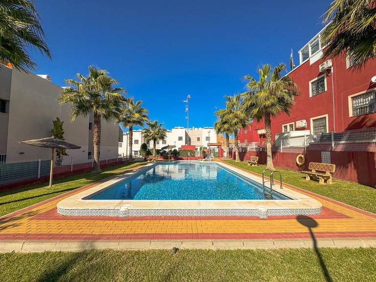Apartment for Sale in Los Altos, Alicante 29