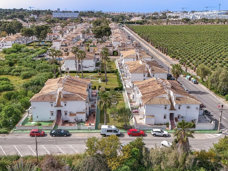Apartment for Sale in Torrevieja, Alicante 16
