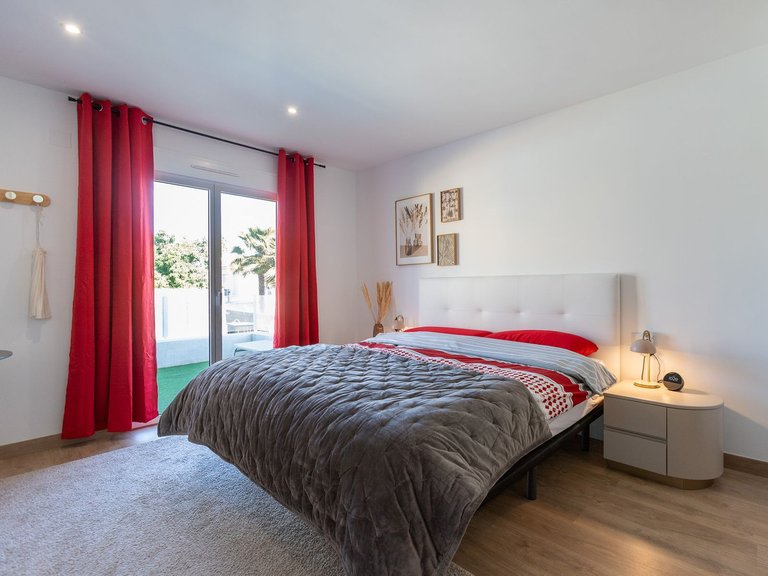 Villa for Sale in Los Balcones, Alicante 28