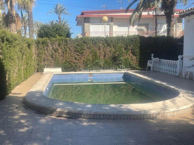 Villa for Sale in Cabo Roig, Alicante 5