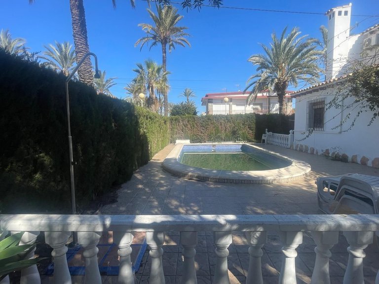 Villa for Sale in Cabo Roig, Alicante 10
