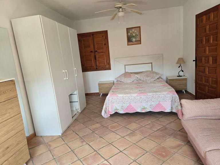 Villa for Sale in Cabo Roig, Alicante 18