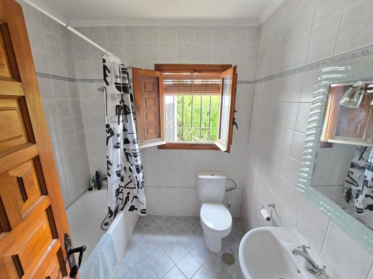 Villa for Sale in Cabo Roig, Alicante 20