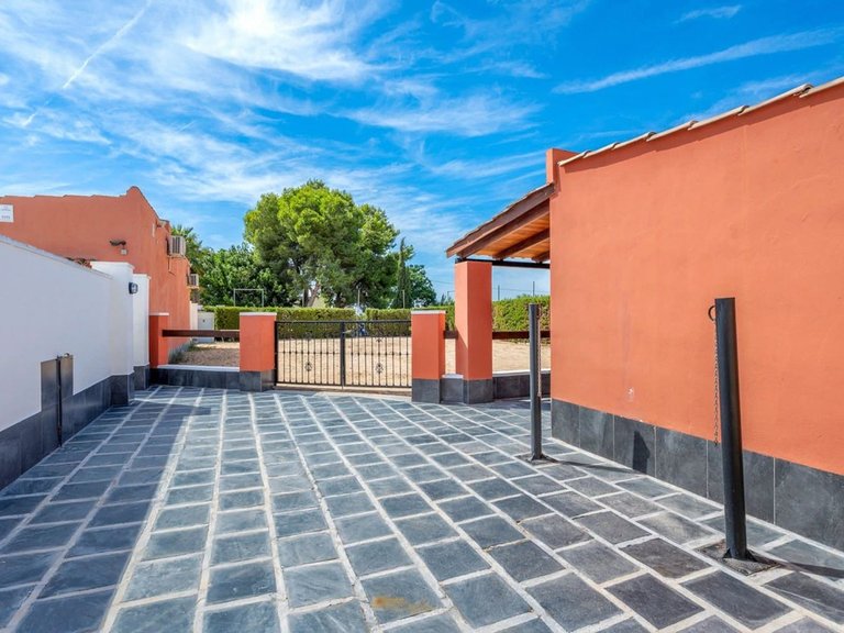 Country House for Sale in Almoradi, Alicante 13