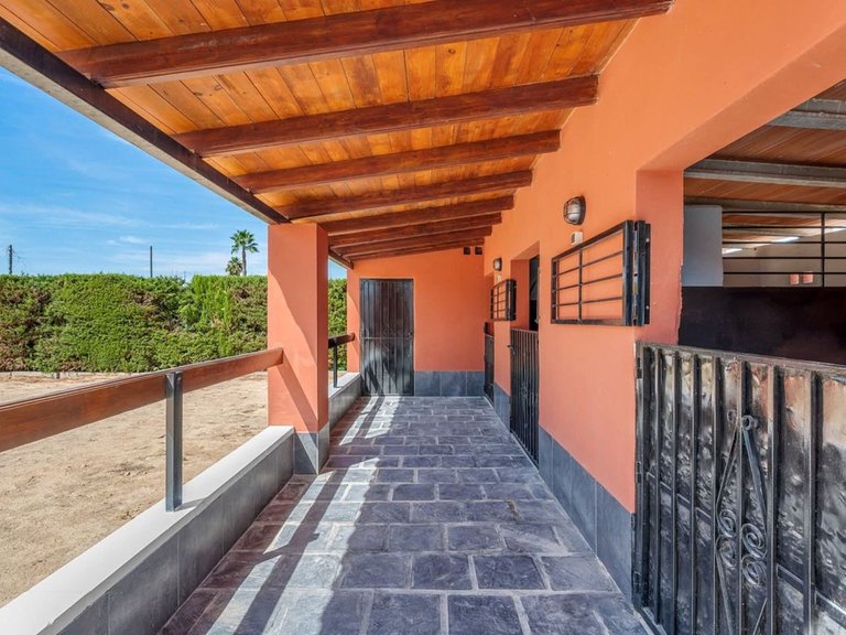 Country House for Sale in Almoradi, Alicante 26