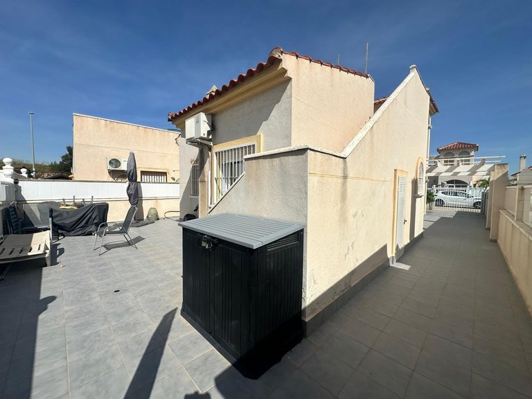Villa for Sale in Algorfa, Alicante 5