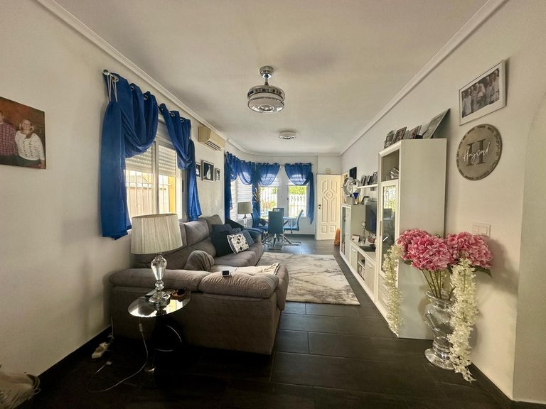 Villa for Sale in Algorfa, Alicante 13