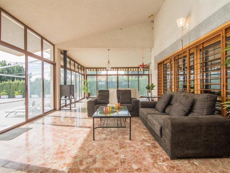 Villa for Sale in Elche, Alicante 6