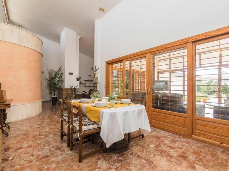 Villa for Sale in Elche, Alicante 22
