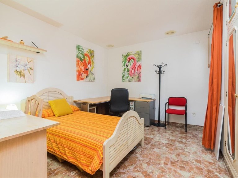 Villa for Sale in Elche, Alicante 29