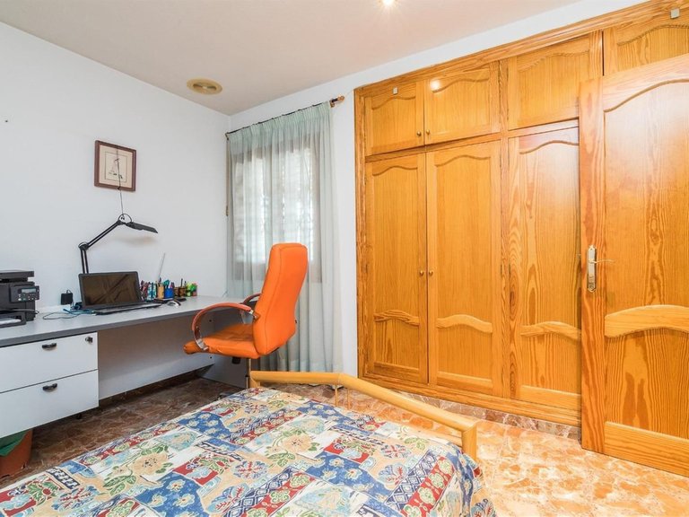 Villa for Sale in Elche, Alicante 34