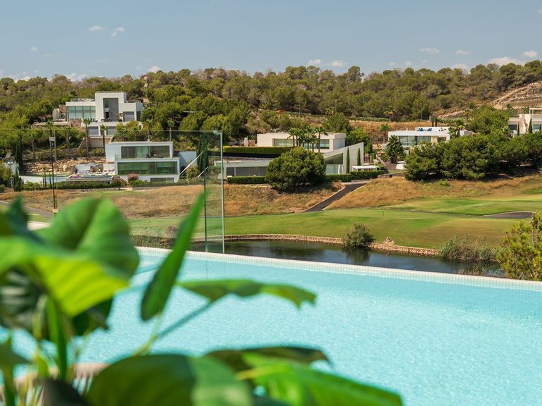 Villa for Sale in Las Colinas, Alicante 10