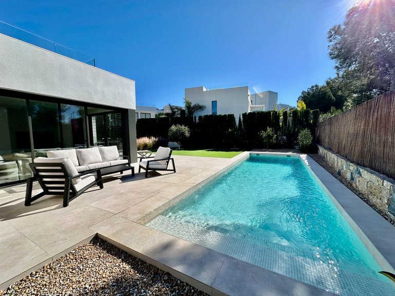 Villa for Sale in Las Colinas, Alicante 2