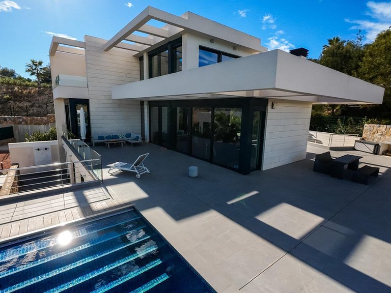 Villa for Sale in Las Colinas, Alicante 3