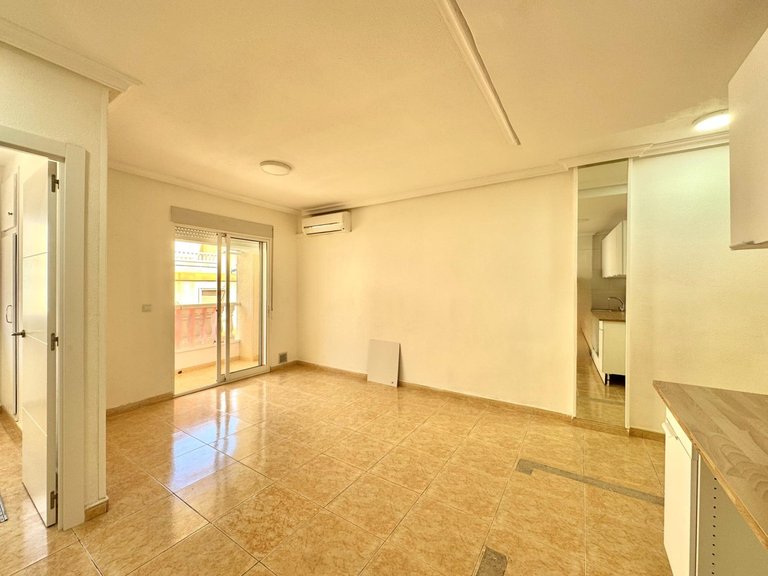 Apartment for Sale in Torrevieja, Alicante 1