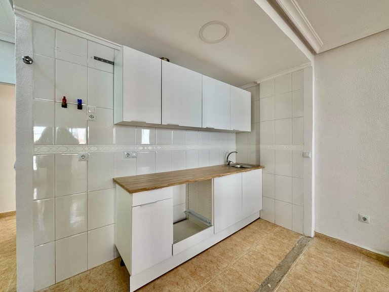 Apartment for Sale in Torrevieja, Alicante 16