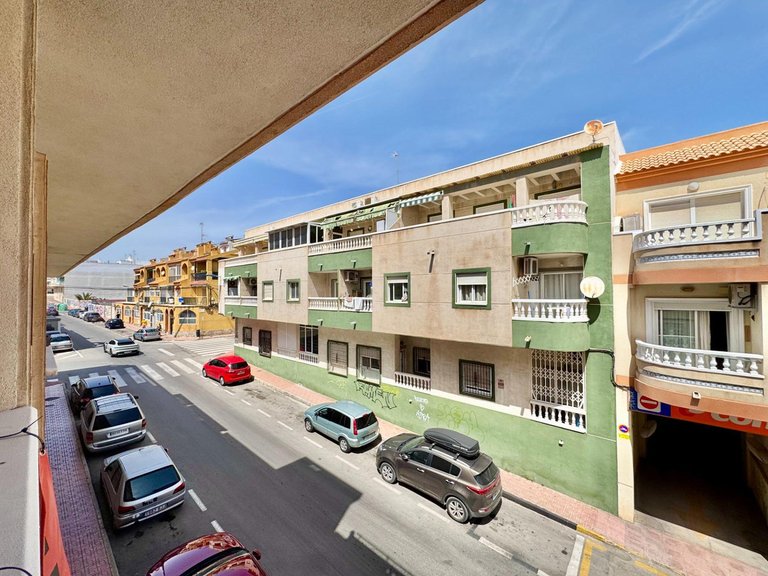 Apartment for Sale in Torrevieja, Alicante 26