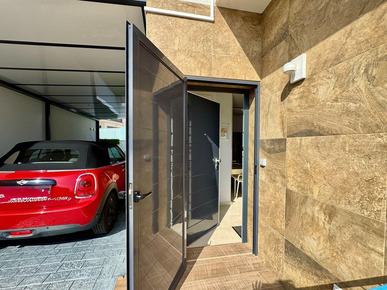 Villa for Sale in San Miguel De Salinas, Alicante 38