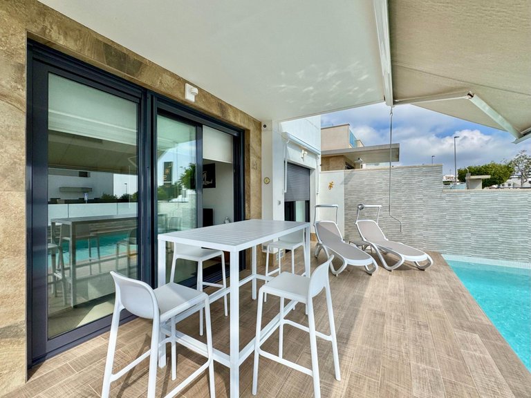 Villa for Sale in San Miguel De Salinas, Alicante 49