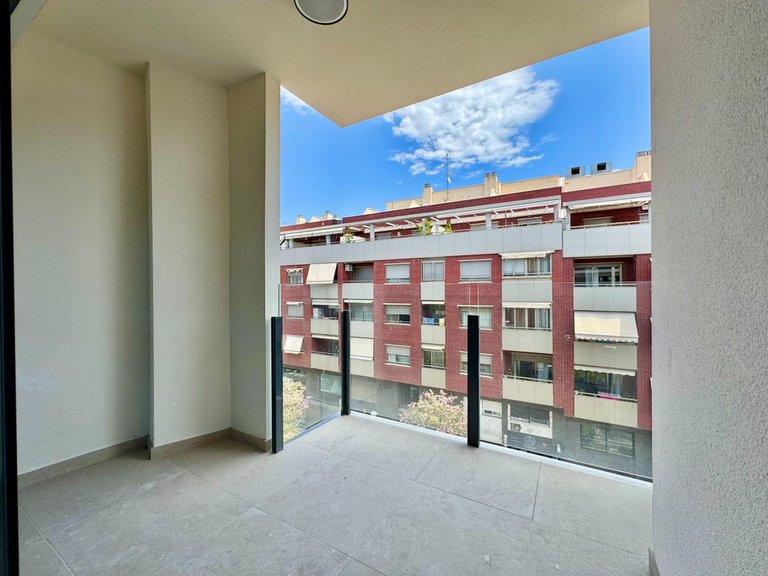 Apartment for Sale in La Florida, Alicante 35
